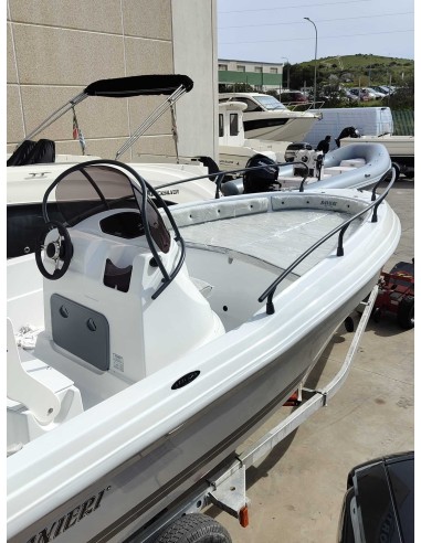 Azzurra: La barca perfetta per le tue avventure