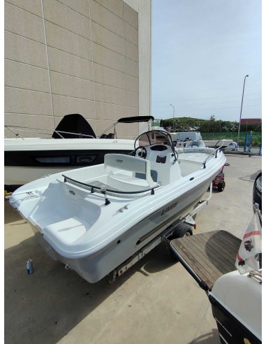 Azzurra: La barca perfetta per le tue avventure