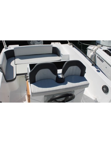 Ranieri Sauvage 24: La tua barca per vacanze indimenticabili