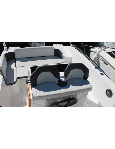 Ranieri Sauvage 24: La tua barca per vacanze indimenticabili