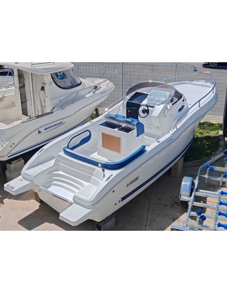 Ranieri Sauvage 24: La tua barca per vacanze indimenticabili