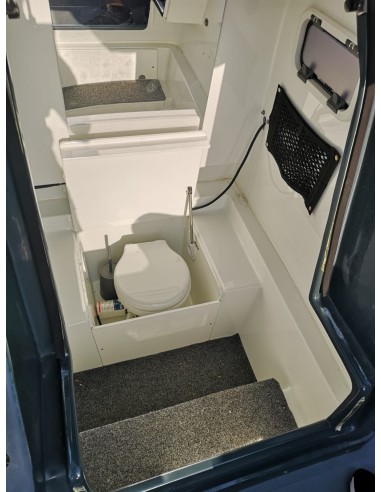 Cab Dorado 8.7 (2022)  in vendita